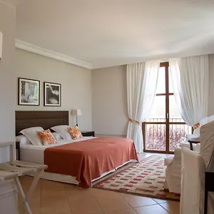 domus-selecta-casa-anamaria-veinat-de-la-serra-s-n.catalonia-hotels.com/